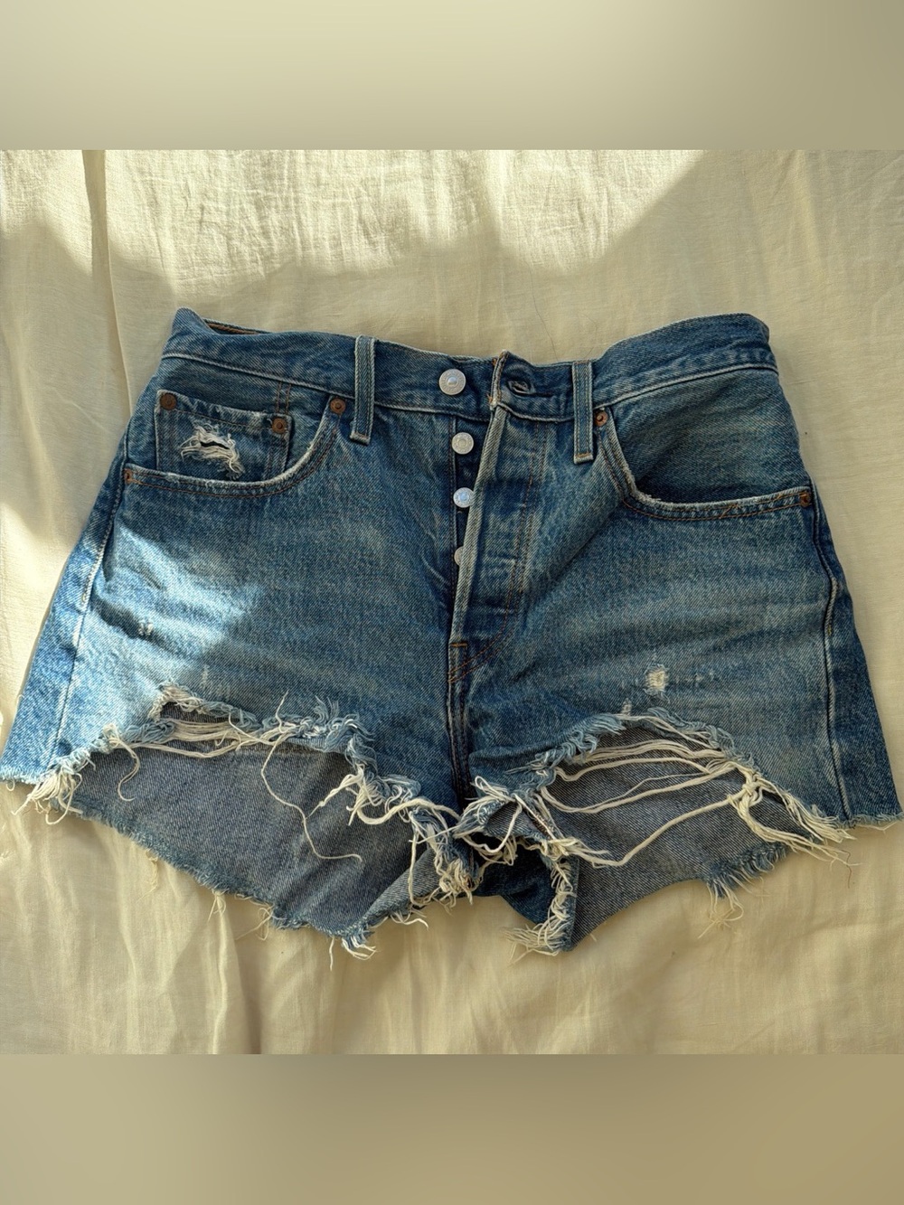 Women’s Levi’s 501 cutoff shorts